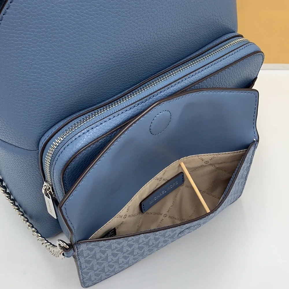 MICHAEL KORS Maisie Medium Pebbled Leather 2-in-1 Backpack DENIM COLOR - Picture 9 of 16